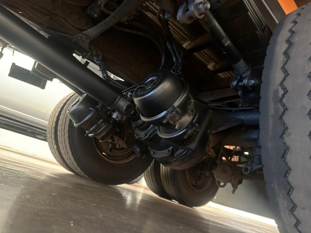VOLKSWAGEN Delivery - Foto