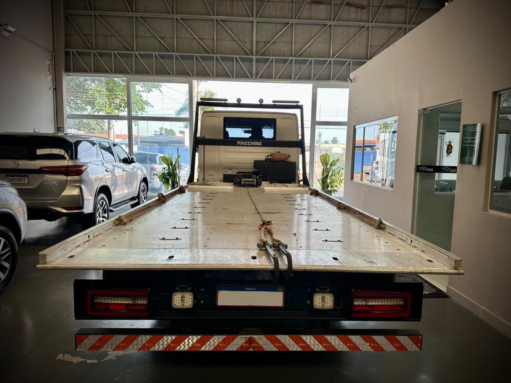 VOLKSWAGEN Delivery - Foto