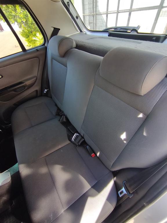 VOLKSWAGEN Fox - Foto