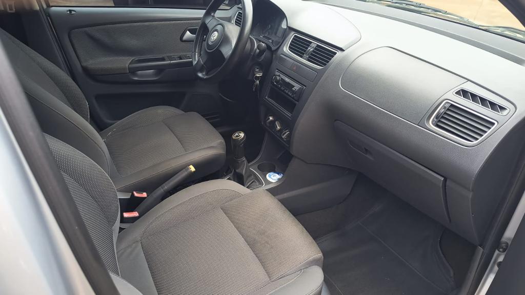VOLKSWAGEN Fox - Foto