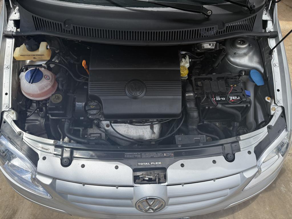 VOLKSWAGEN Fox - Foto