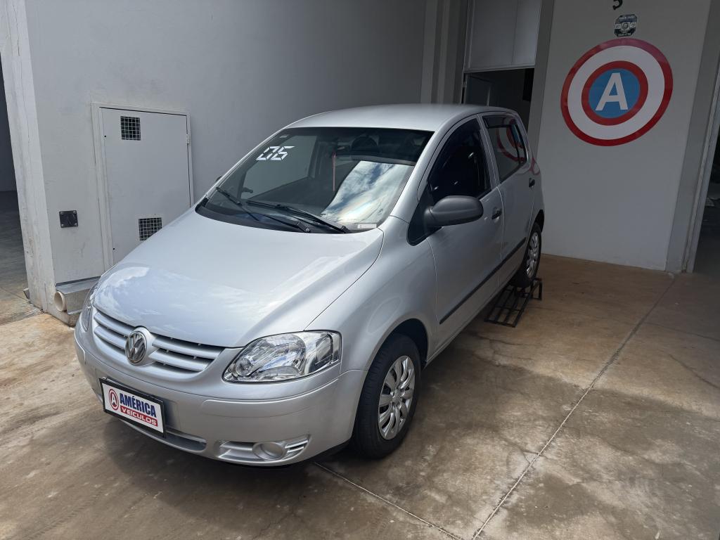 VOLKSWAGEN Fox - Foto