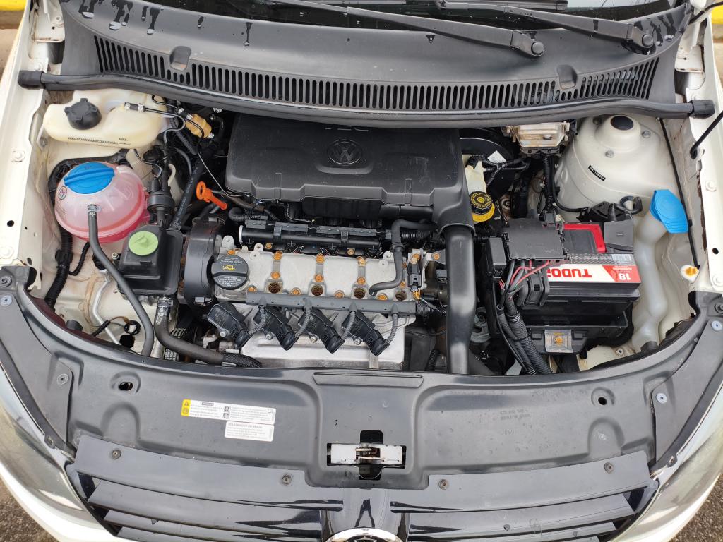 VOLKSWAGEN Fox - Foto