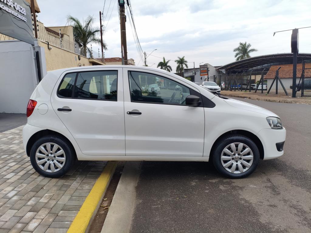 VOLKSWAGEN Fox - Foto