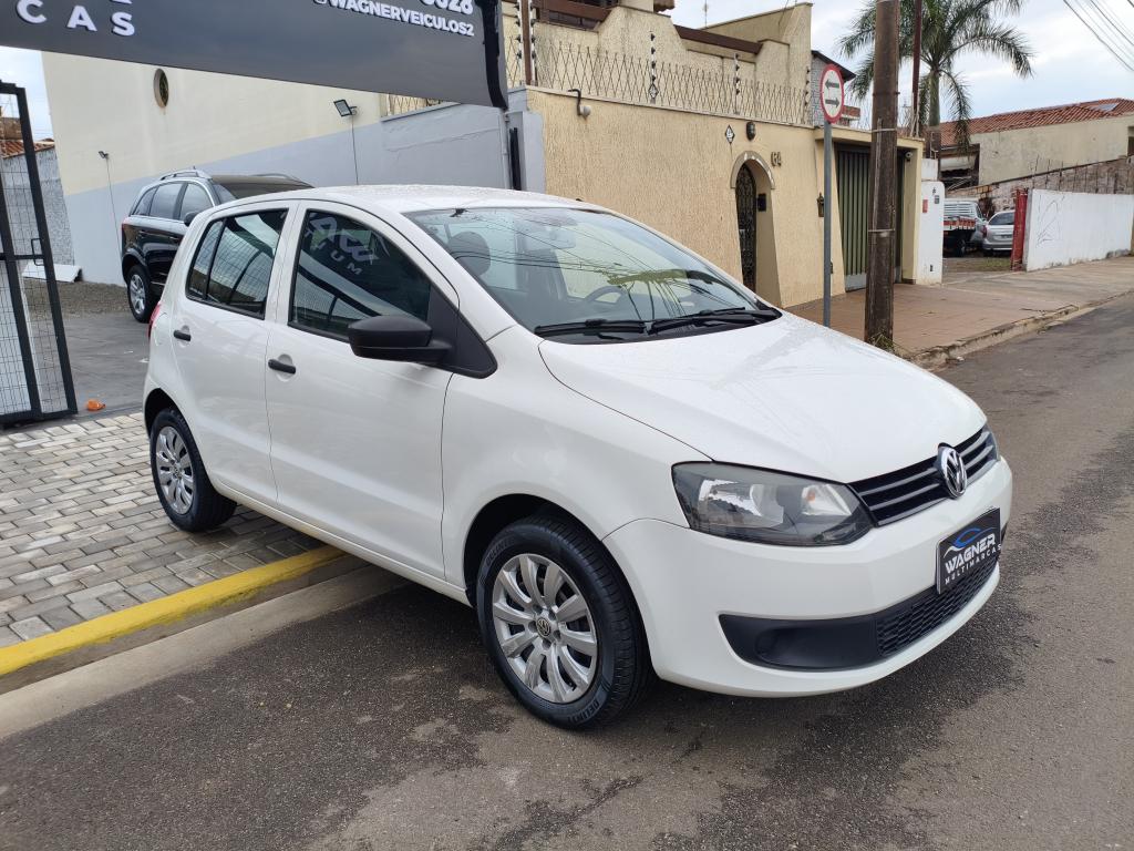 VOLKSWAGEN Fox - Foto