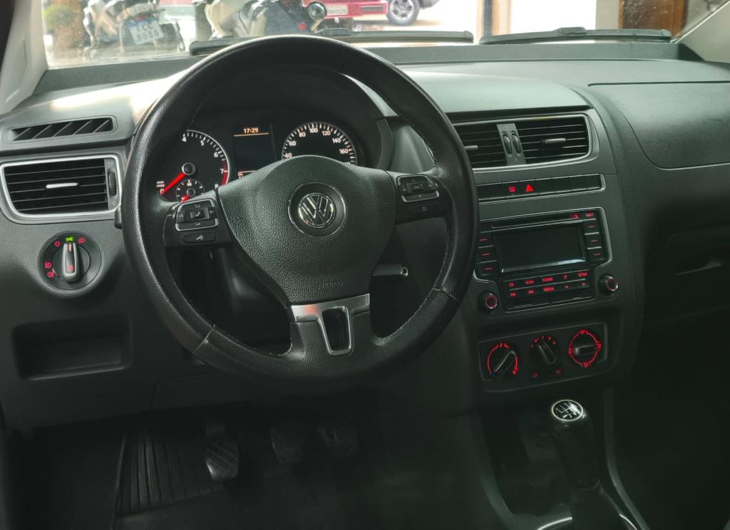 VOLKSWAGEN Fox - Foto