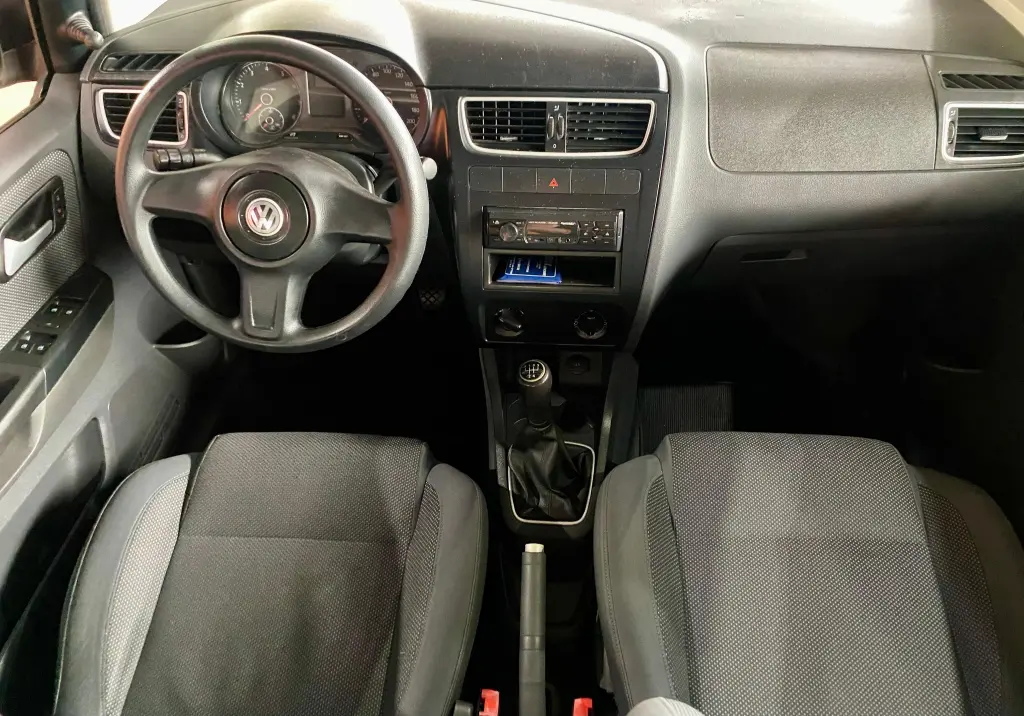 VOLKSWAGEN Fox - Foto