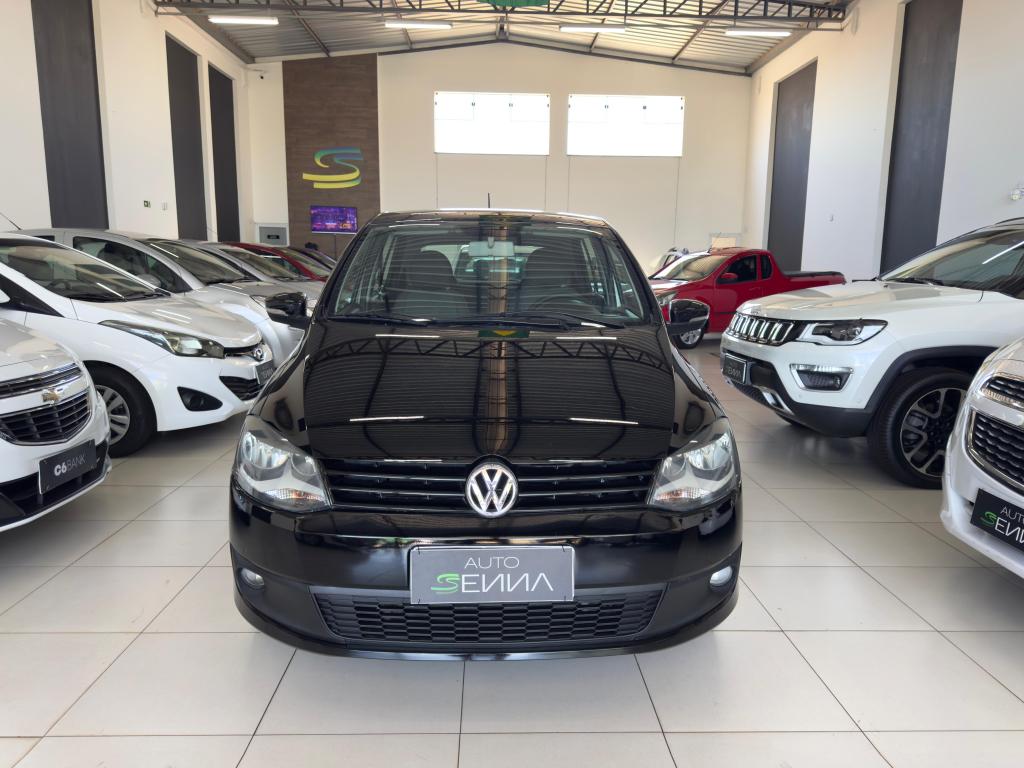 VOLKSWAGEN Fox - Foto