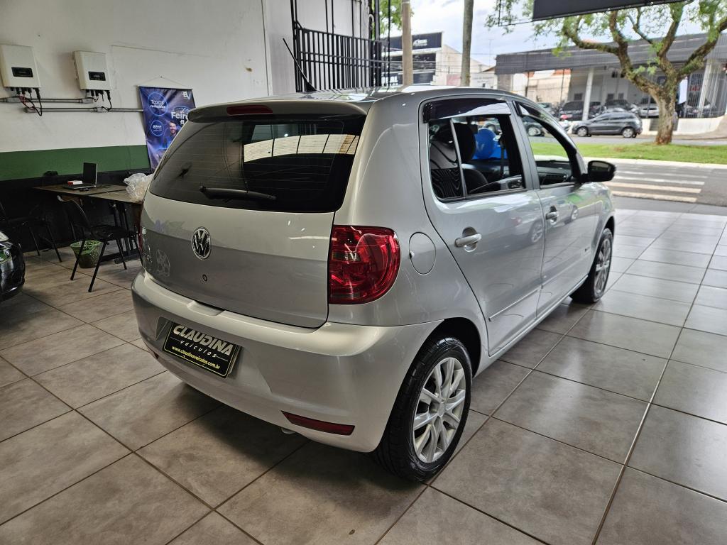 VOLKSWAGEN Fox - Foto