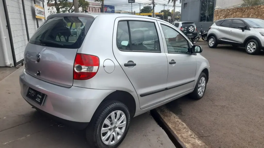 VOLKSWAGEN Fox - Foto