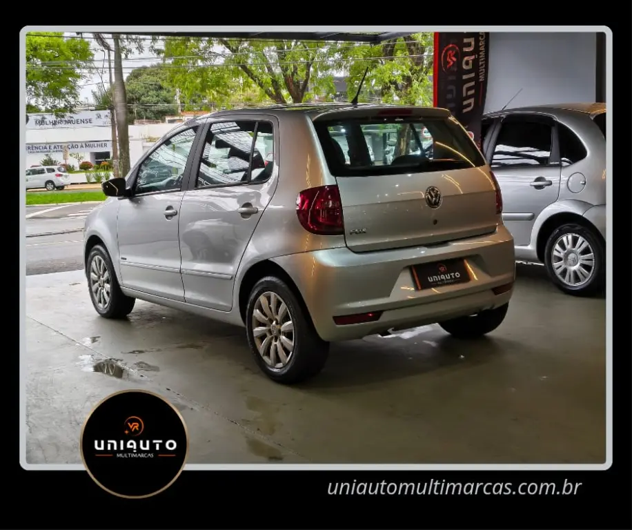 VOLKSWAGEN Fox - Foto