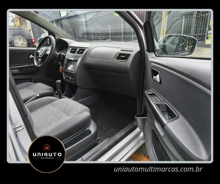 VOLKSWAGEN Fox - Foto