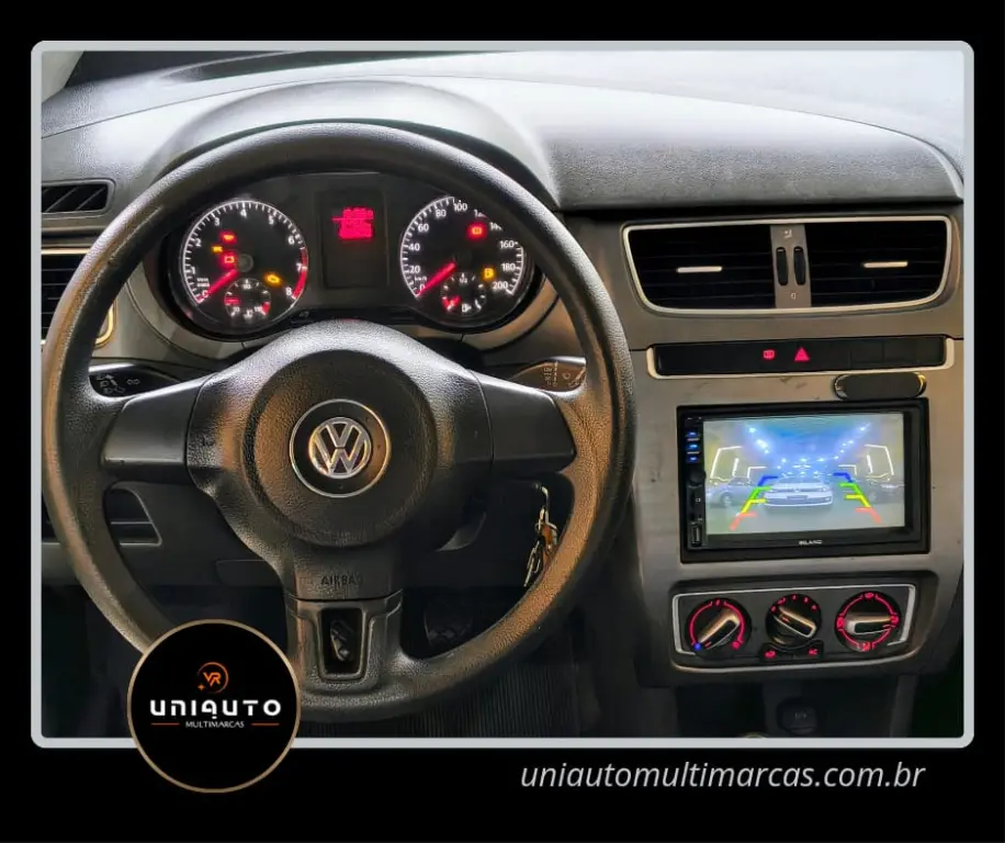 VOLKSWAGEN Fox - Foto