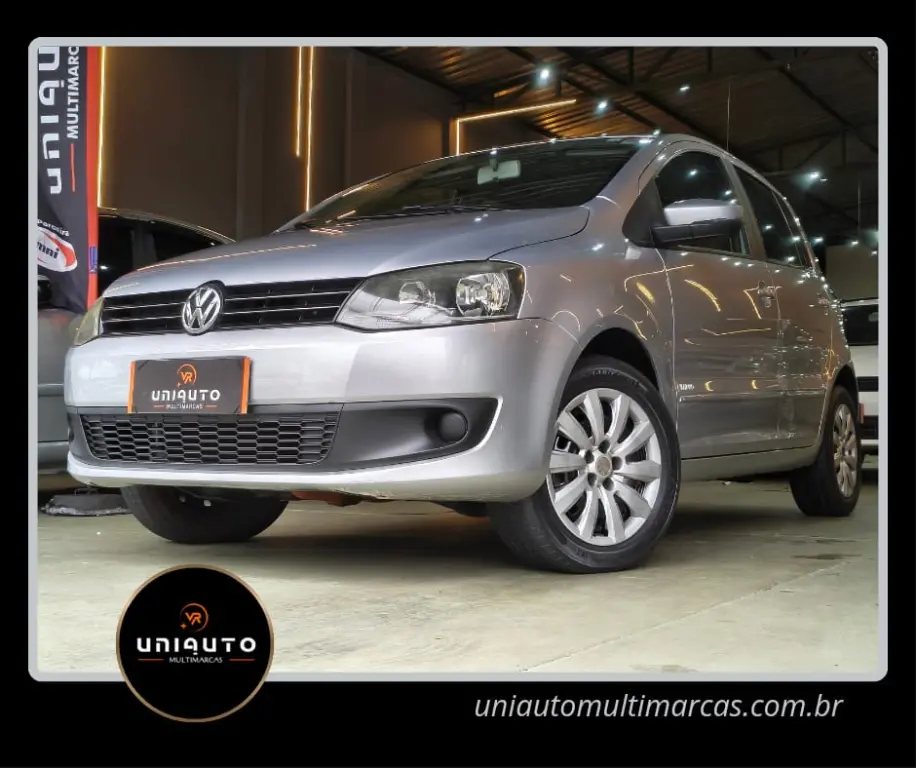 VOLKSWAGEN Fox - Foto