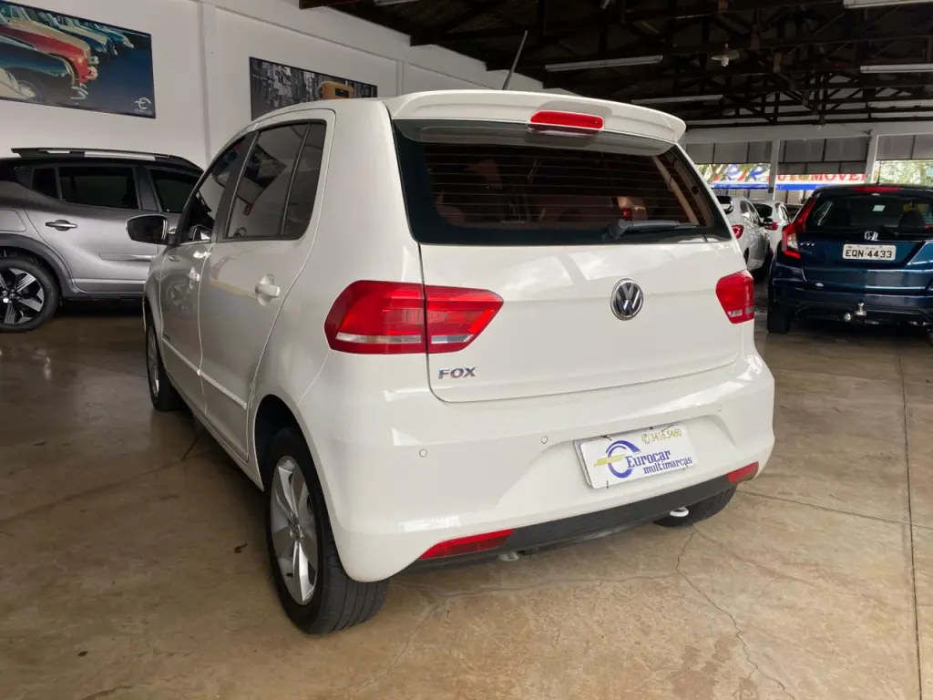 VOLKSWAGEN Fox - Foto