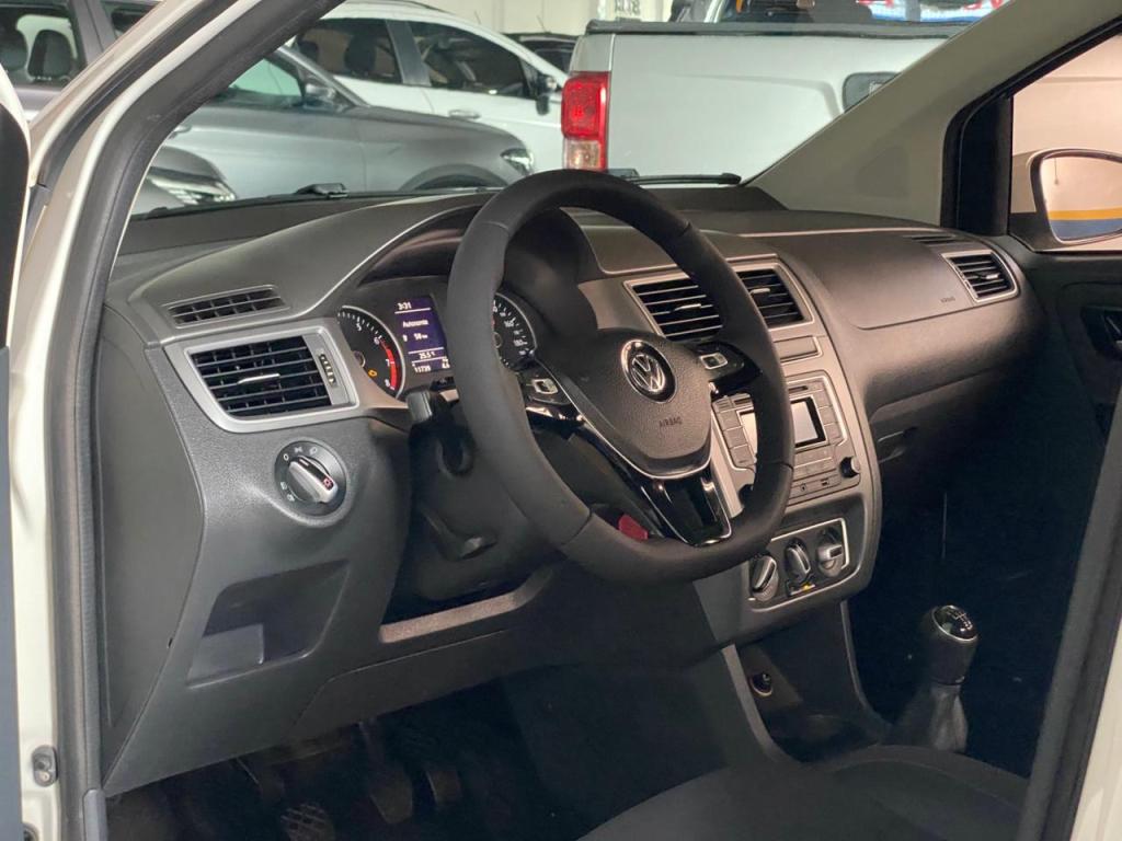 VOLKSWAGEN Fox - Foto