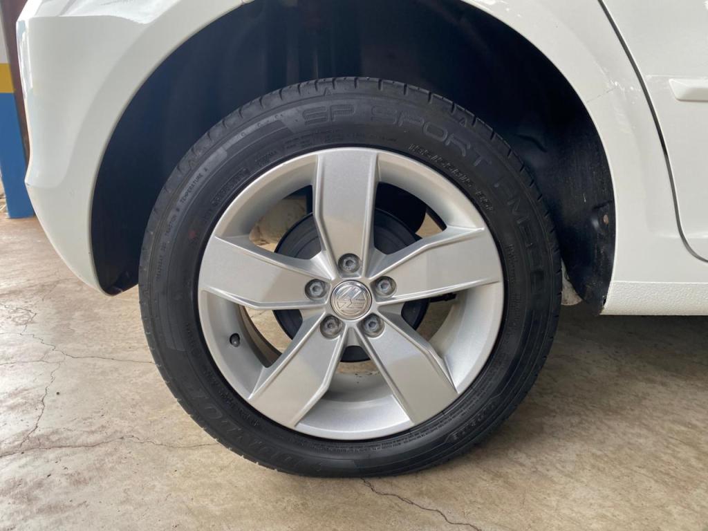 VOLKSWAGEN Fox - Foto