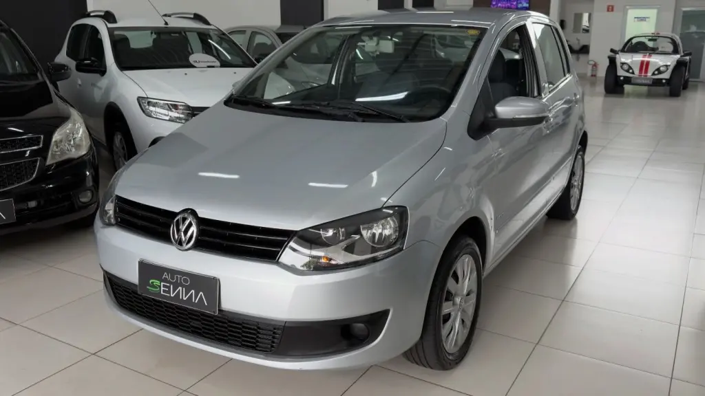 VOLKSWAGEN Fox - Foto