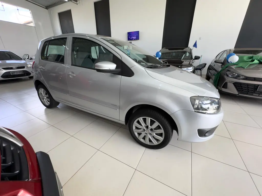 VOLKSWAGEN Fox - Foto