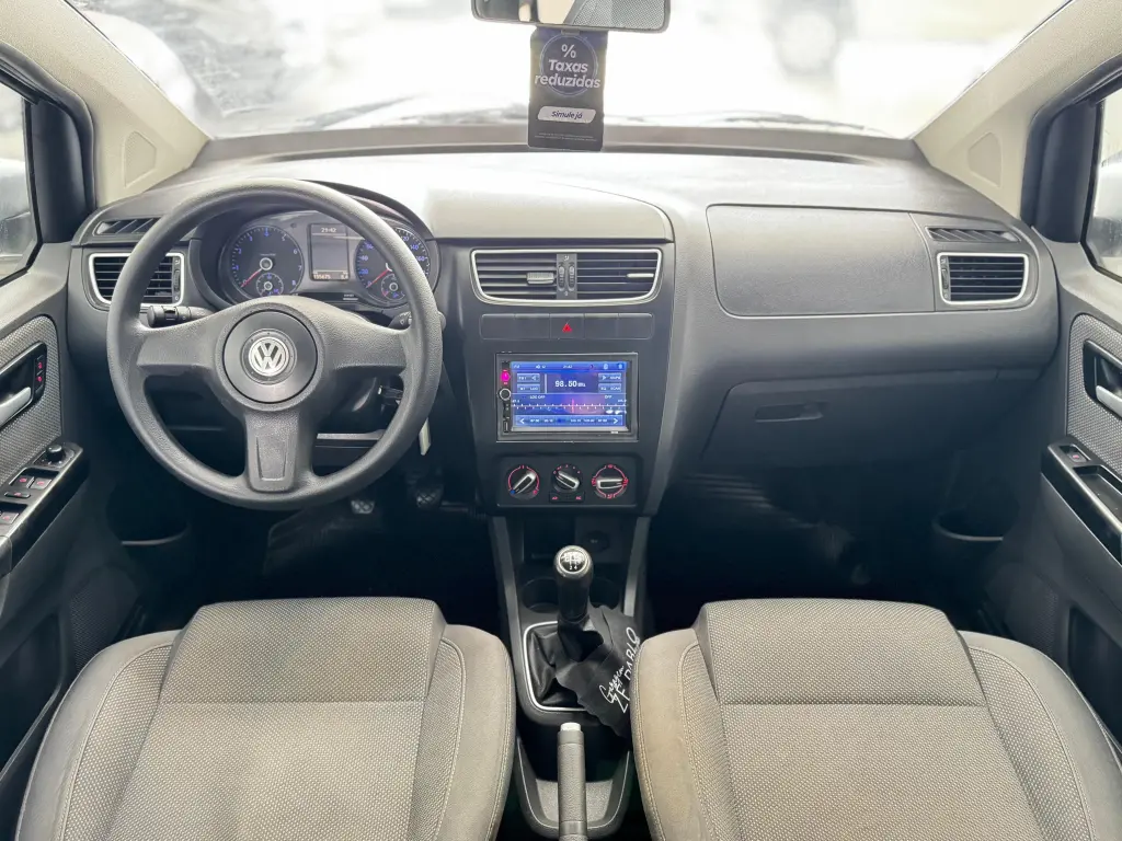 VOLKSWAGEN Fox - Foto