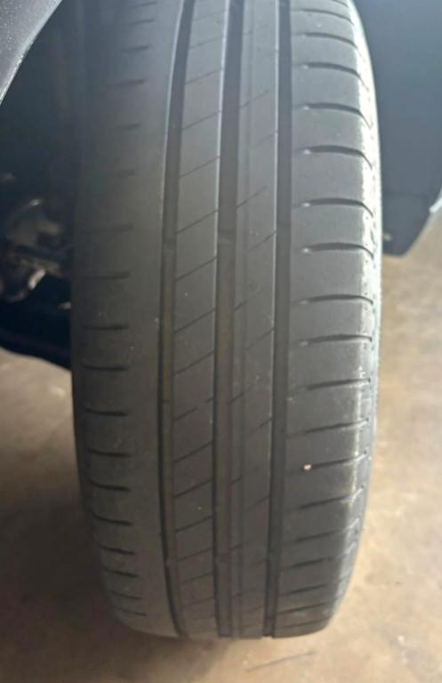 VOLKSWAGEN Fox - Foto