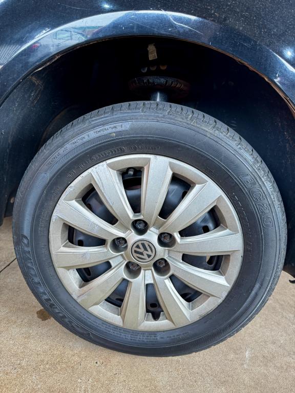 VOLKSWAGEN Fox - Foto