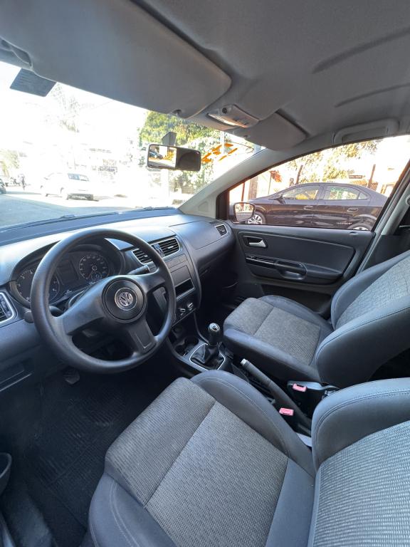 VOLKSWAGEN Fox - Foto