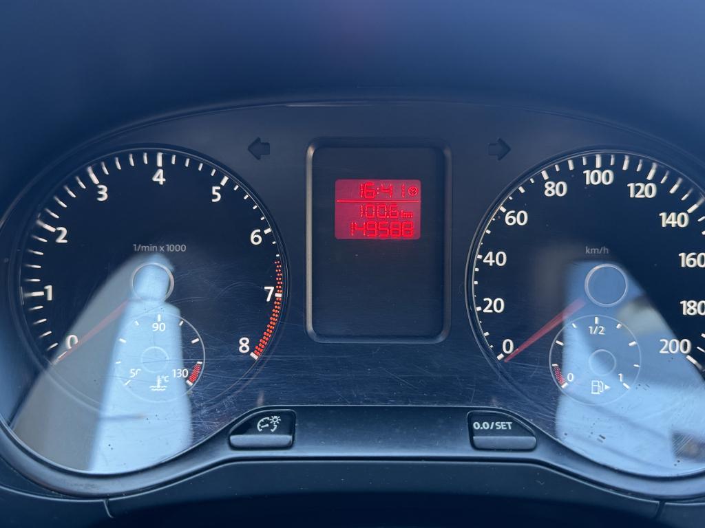 VOLKSWAGEN Fox - Foto