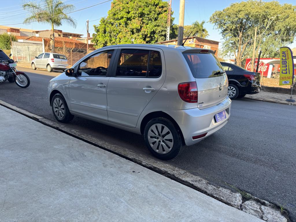 VOLKSWAGEN Fox - Foto