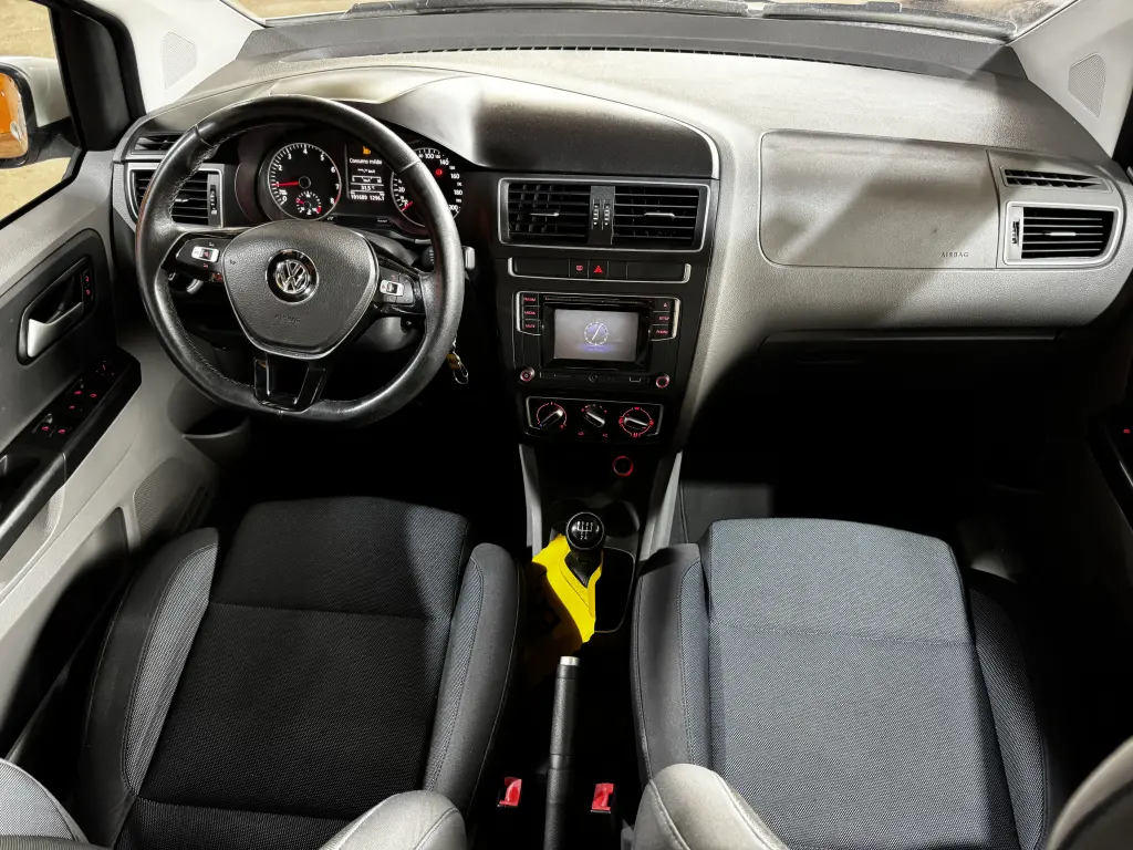VOLKSWAGEN Fox - Foto