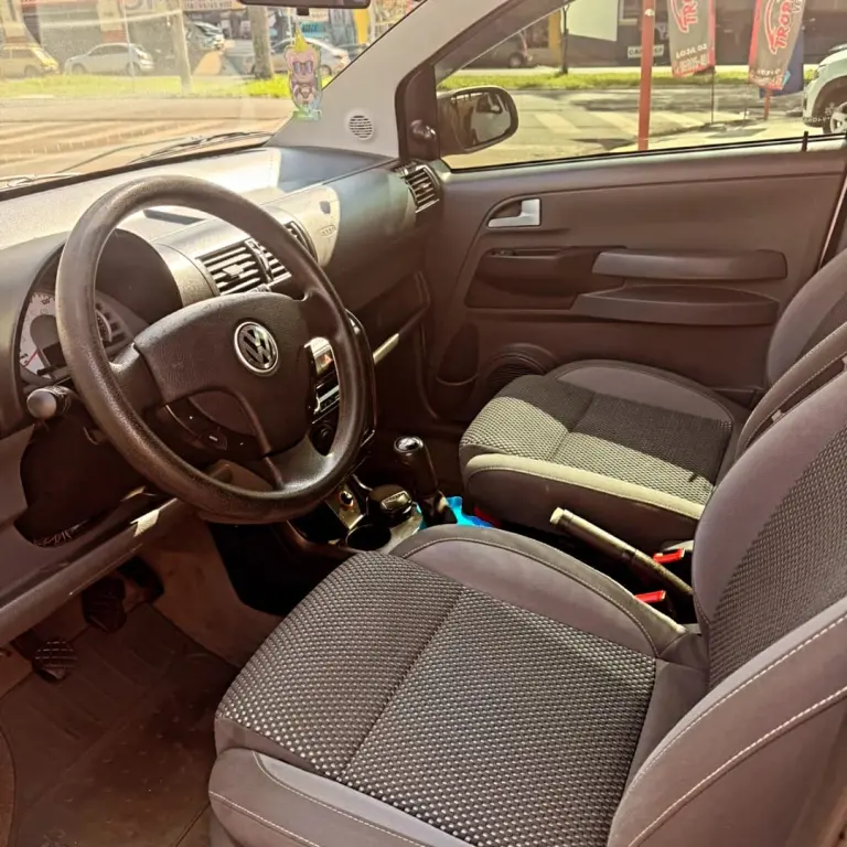 VOLKSWAGEN Fox - Foto
