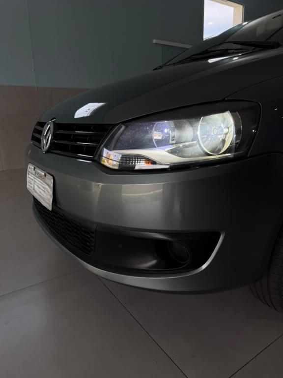 VOLKSWAGEN Fox - Foto