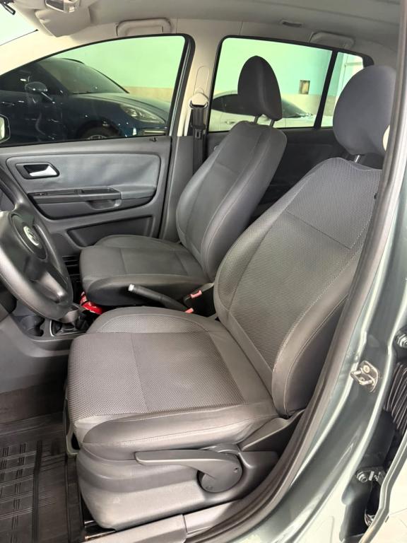 VOLKSWAGEN Fox - Foto