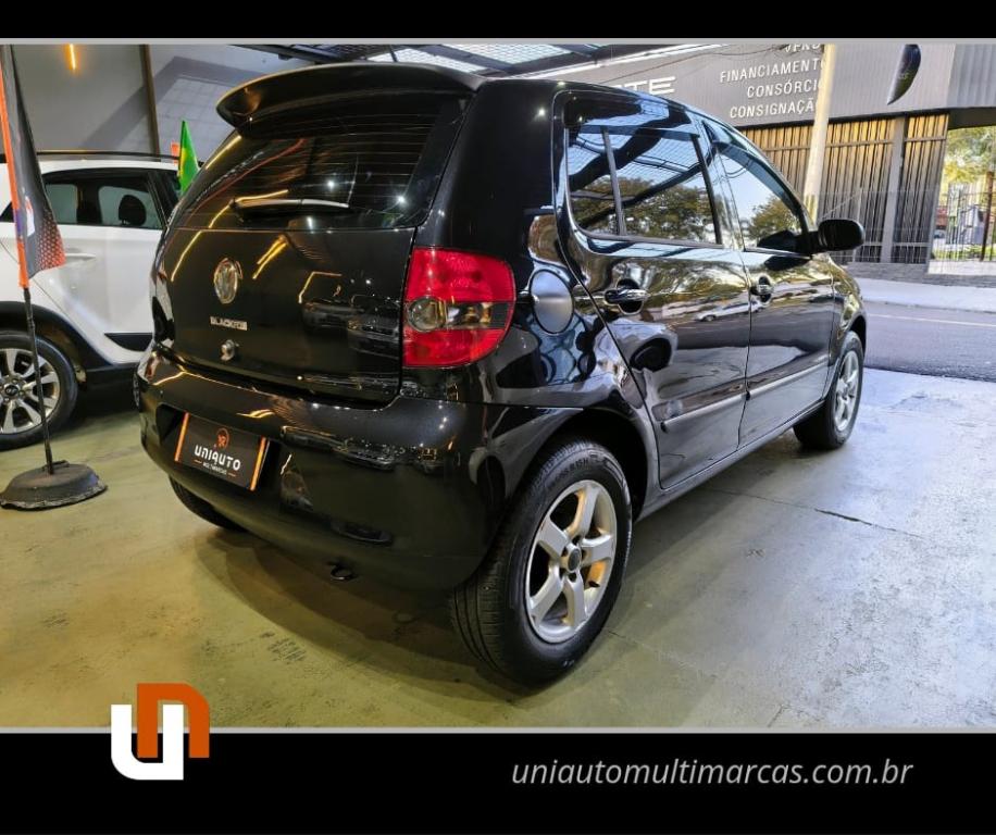 VOLKSWAGEN Fox - Foto