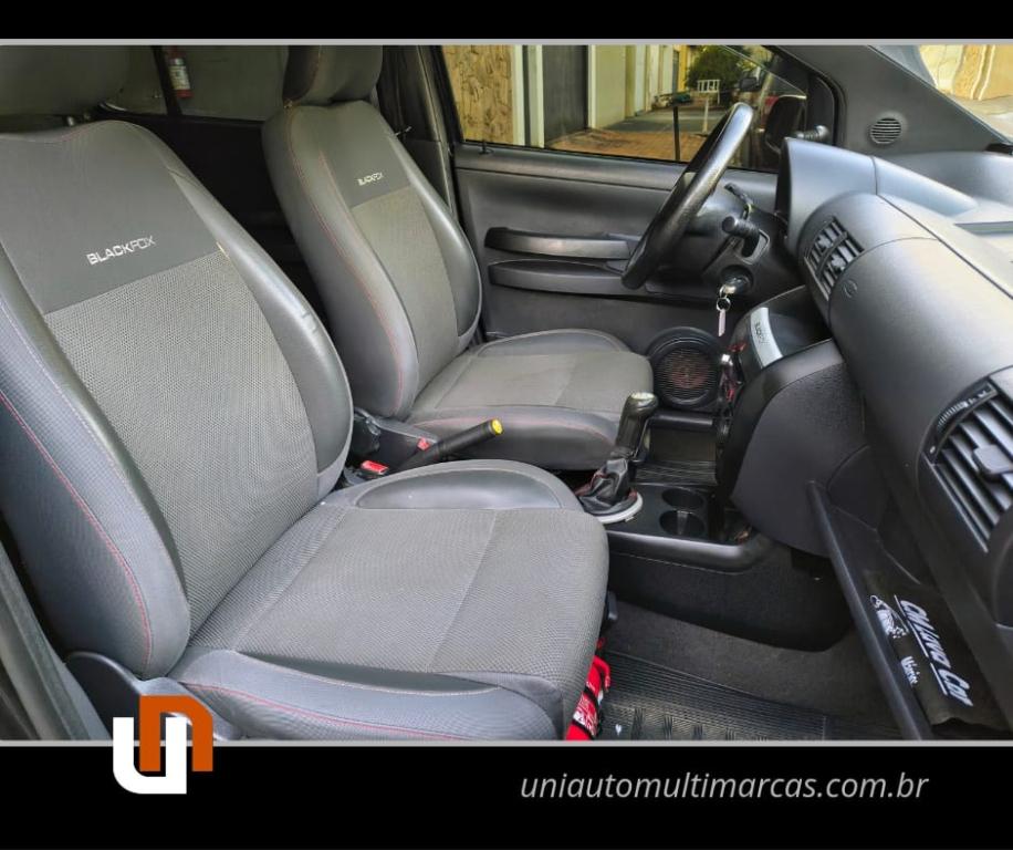 VOLKSWAGEN Fox - Foto