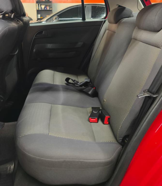 VOLKSWAGEN Fox - Foto