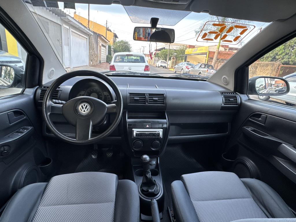 VOLKSWAGEN Fox - Foto
