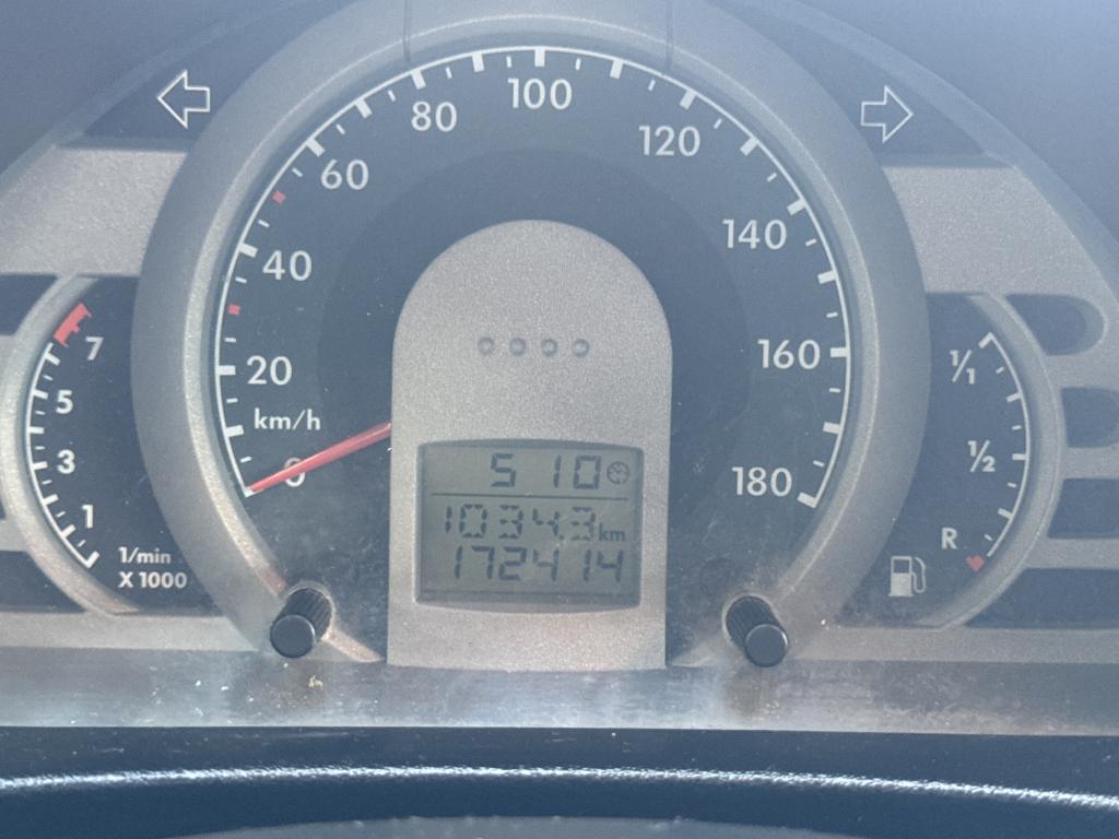 VOLKSWAGEN Fox - Foto