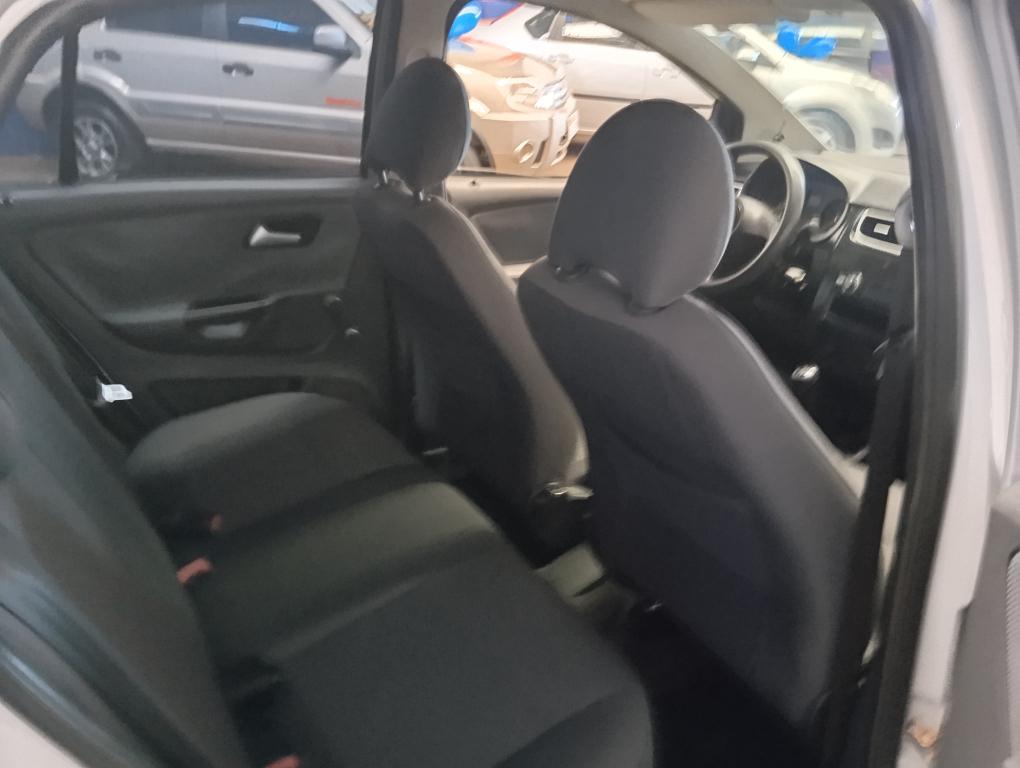 VOLKSWAGEN Fox - Foto