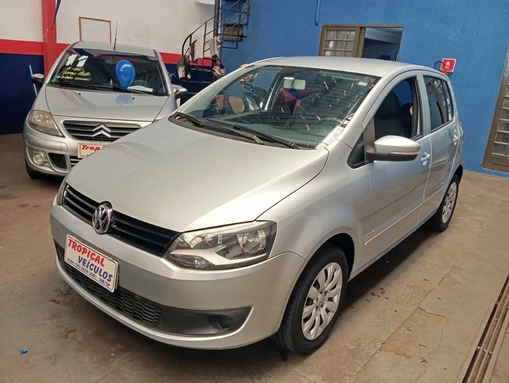 VOLKSWAGEN Fox - Foto