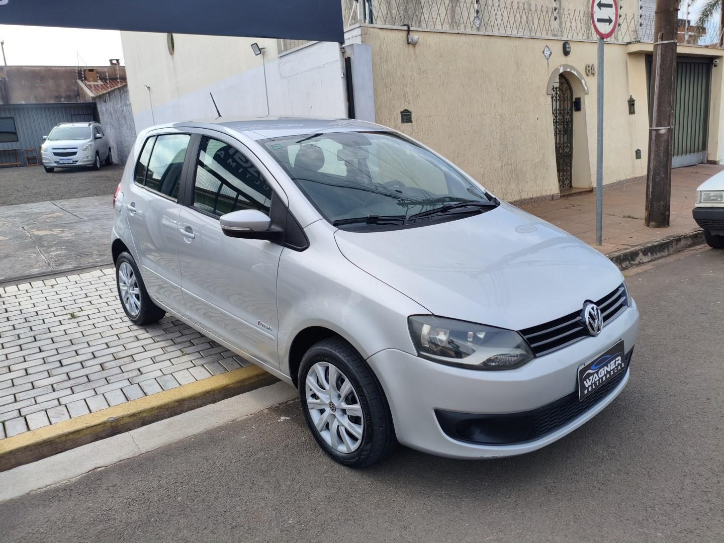 VOLKSWAGEN Fox - Foto