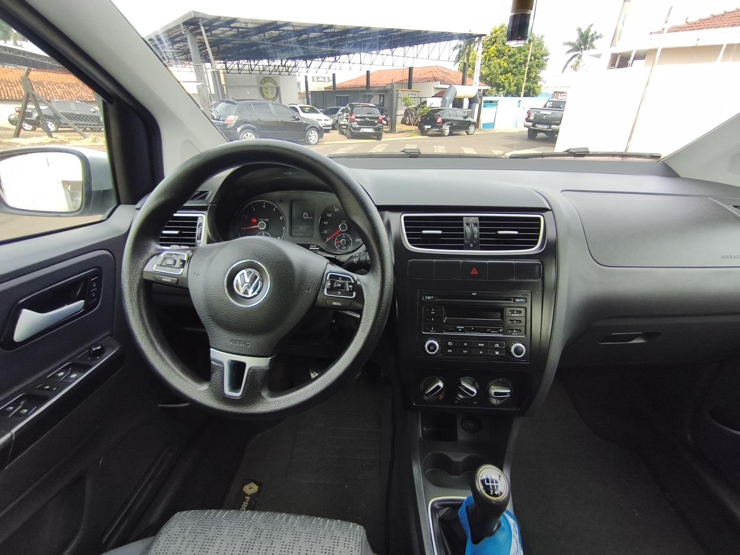 VOLKSWAGEN Fox - Foto