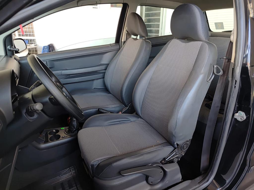 VOLKSWAGEN Fox - Foto