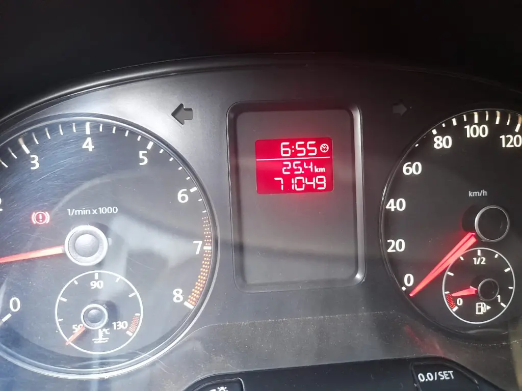 VOLKSWAGEN Fox - Foto