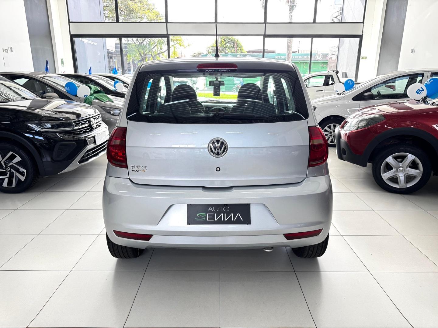 VOLKSWAGEN Fox - Foto