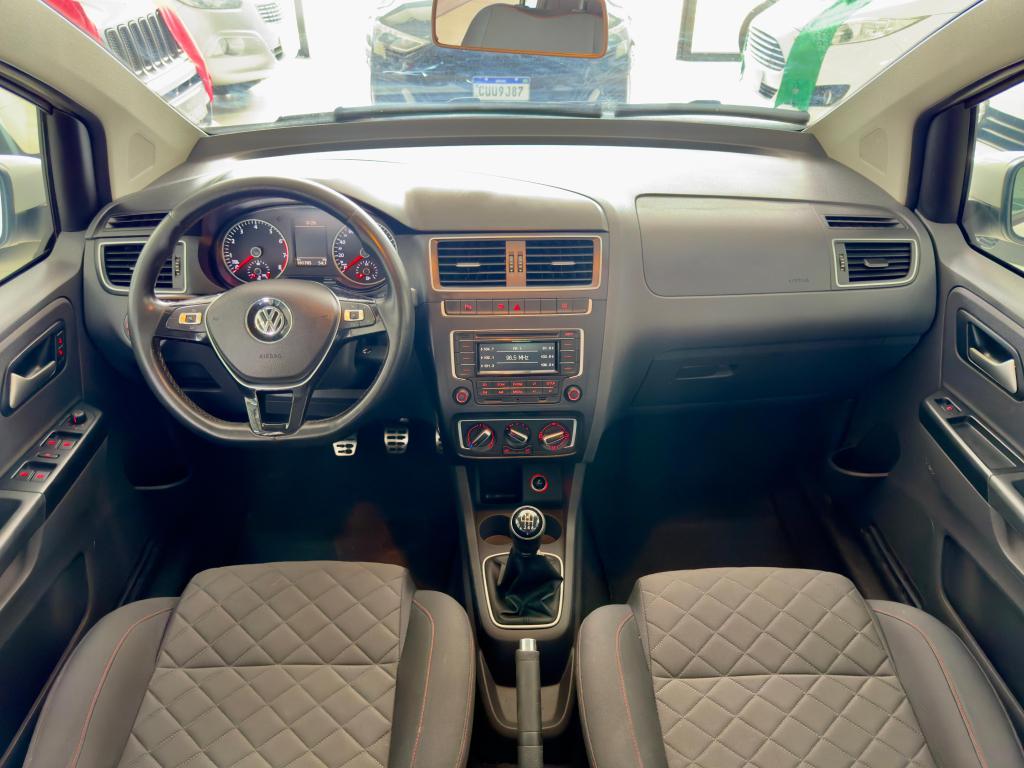 VOLKSWAGEN Fox - Foto
