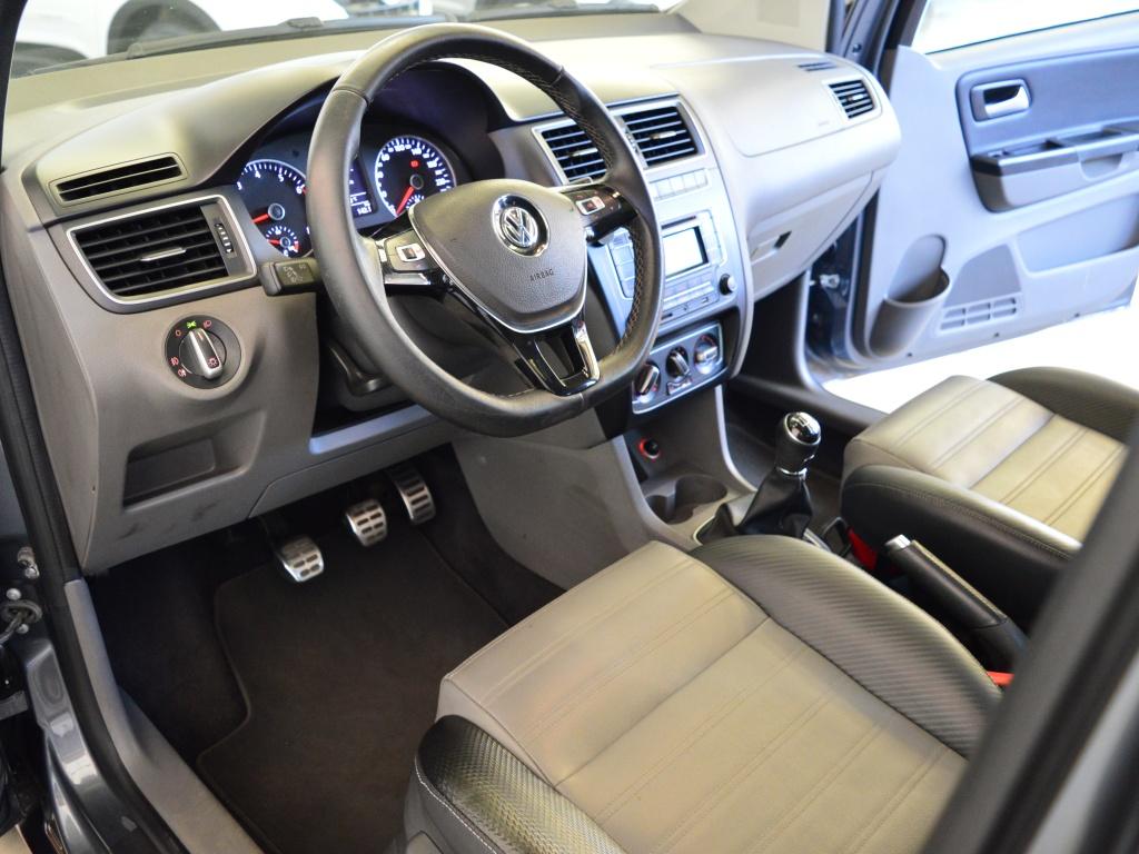 VOLKSWAGEN Fox - Foto