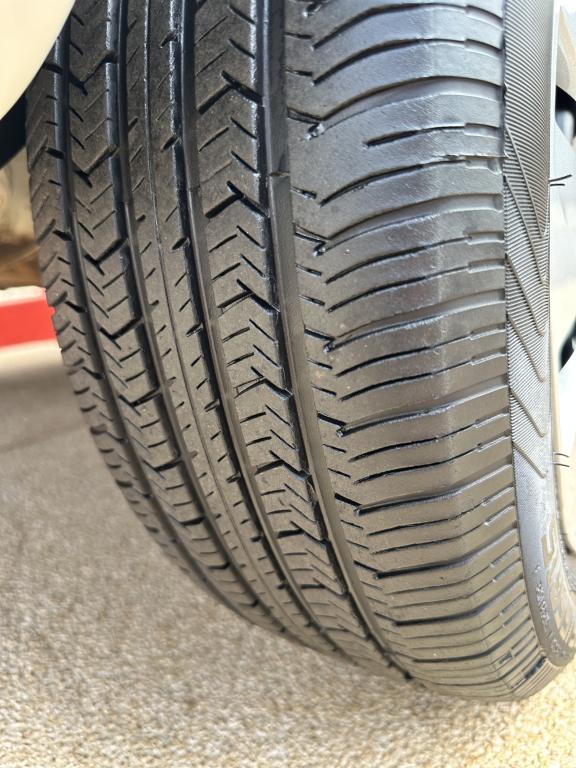 VOLKSWAGEN Fox - Foto