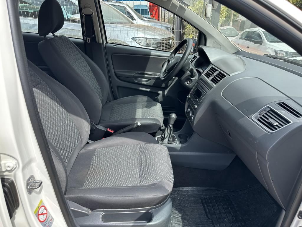 VOLKSWAGEN Fox - Foto