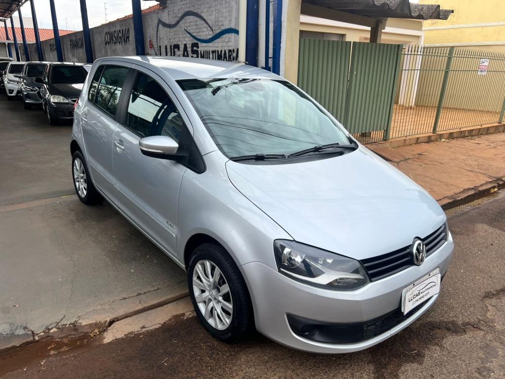 VOLKSWAGEN Fox - Foto